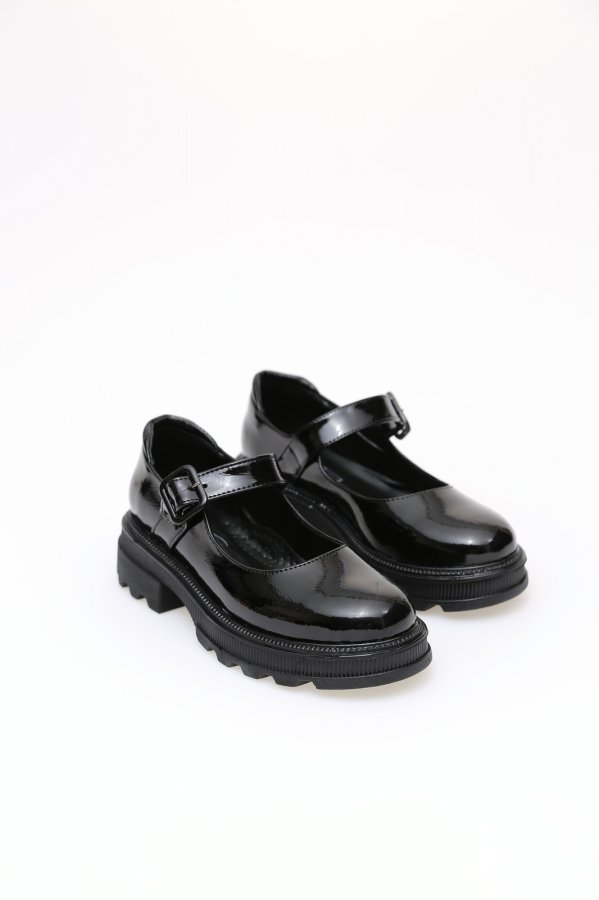 Kalın Bantlı Ayakkabı