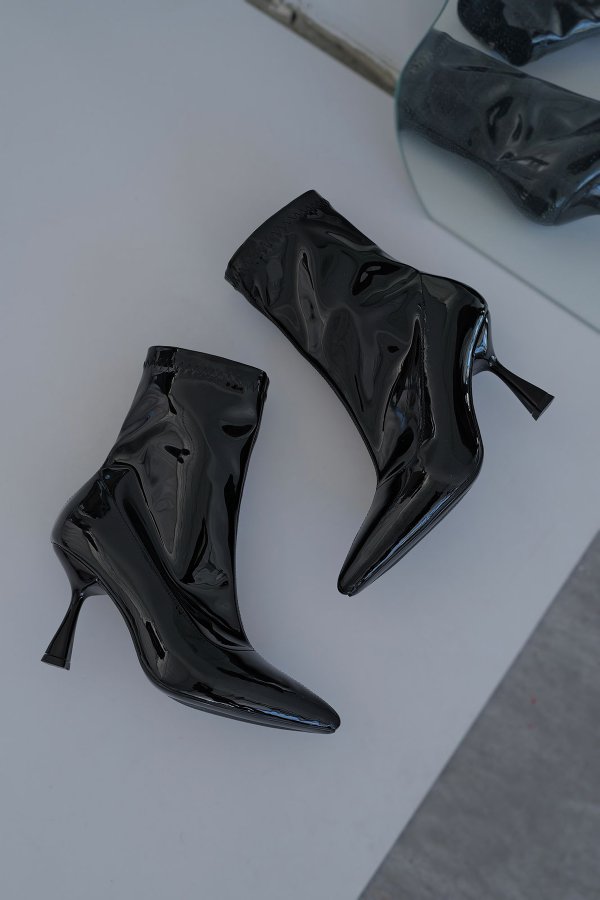 İnce Topuk Rugan Bot