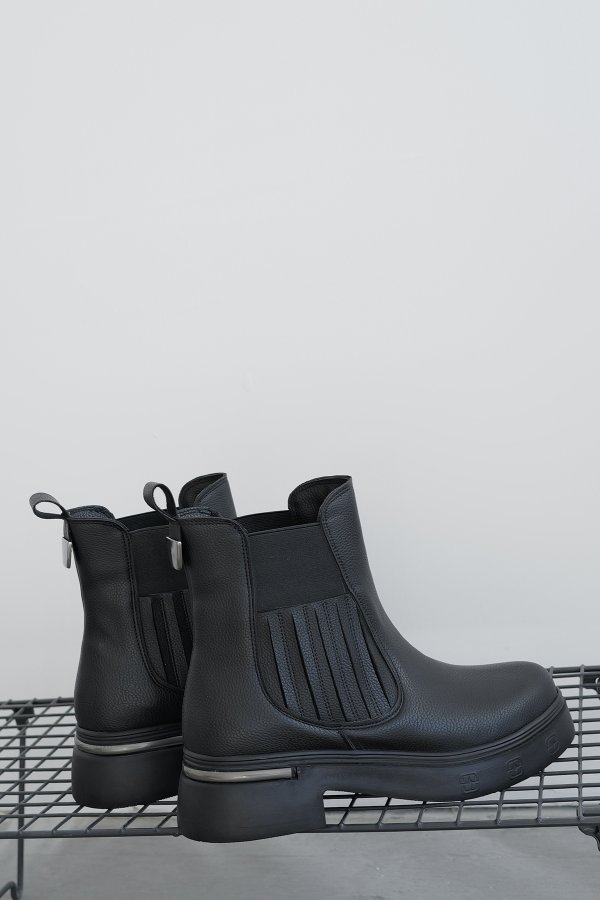 Metal Topuk Detay Bot