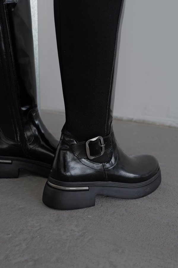 Kemer Tokalı Uzun Çizme