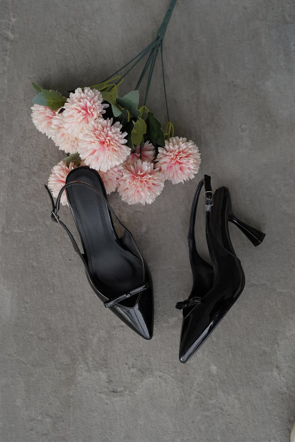 Fiyonklu Topuklu Ayakkabı