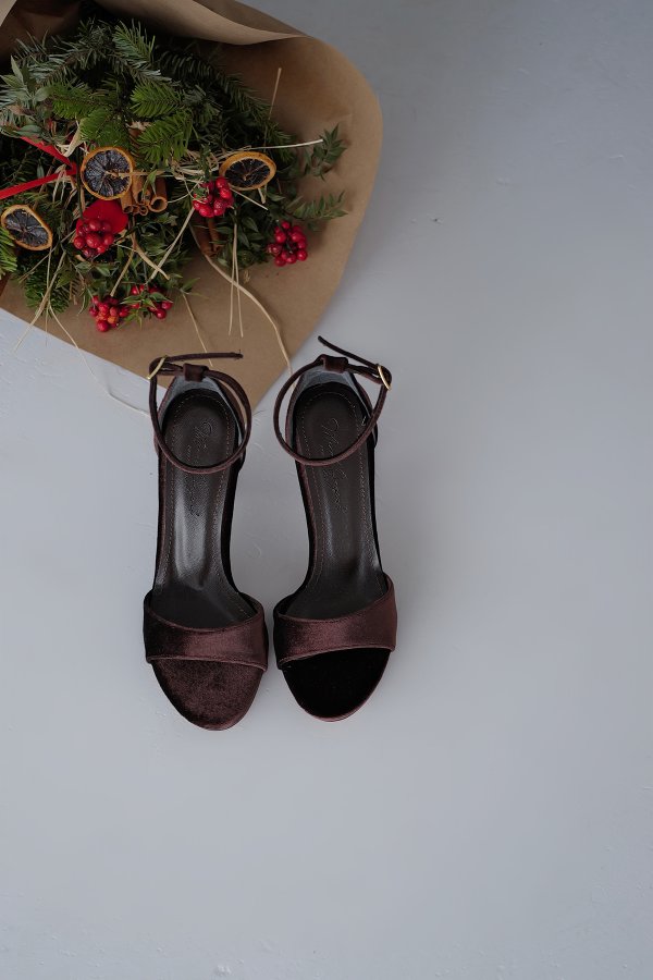 Kadife Topuklu Ayakkabı