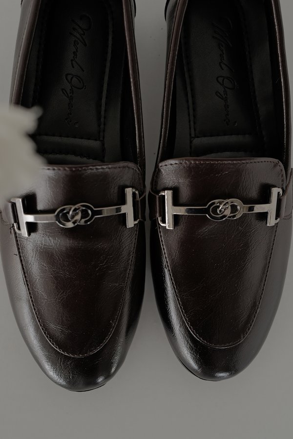 Metal Tokalı Loafer