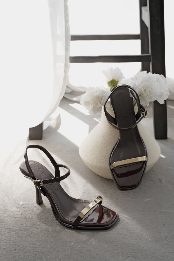 Tek Bant Topuklu Ayakkabı