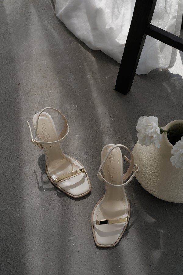 Tek Bant Topuklu Ayakkabı