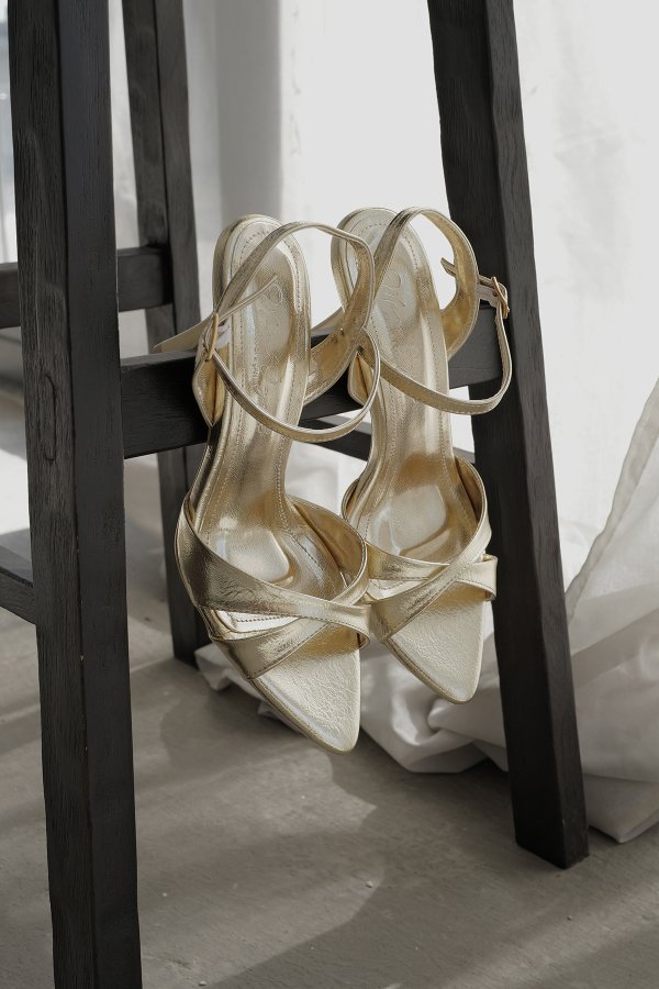 Çapraz Bant Topuklu Ayakkabı