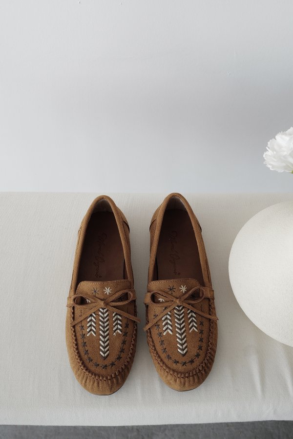 Süet Nakışlı Loafer