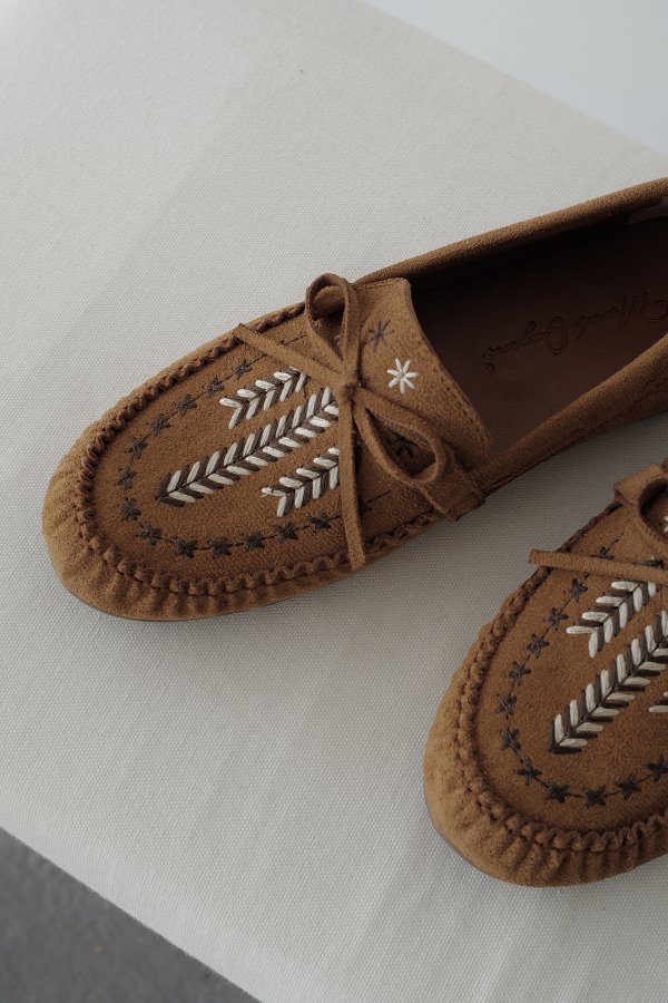 Süet Nakışlı Loafer
