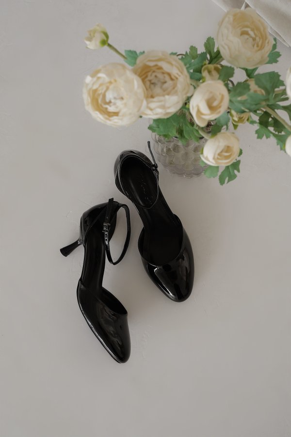 Bilekten Bağlamalı Ayakkabı