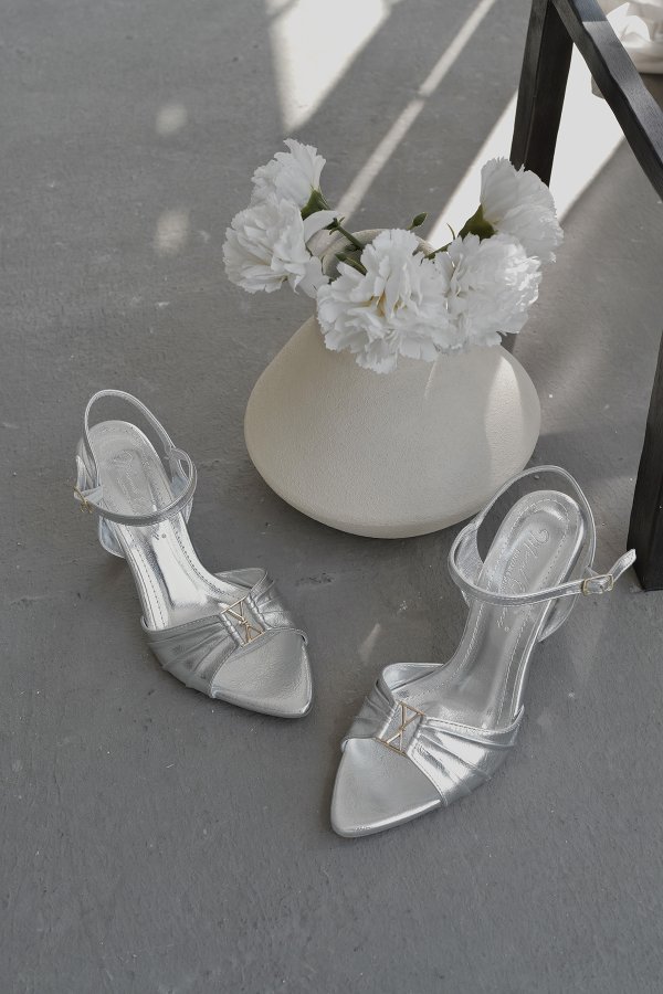 Drape Model Topuklu Topuklu Ayakkabı