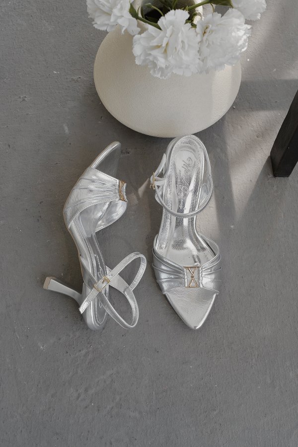 Drape Model Topuklu Topuklu Ayakkabı