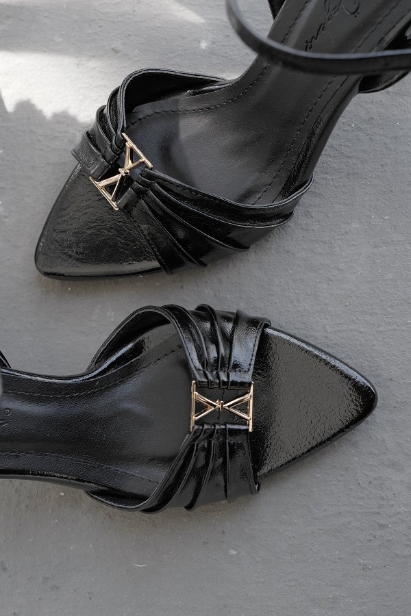 Drape Model Topuklu Topuklu Ayakkabı