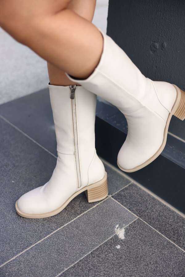 Kalın Topuklu Fermuarlı Bot