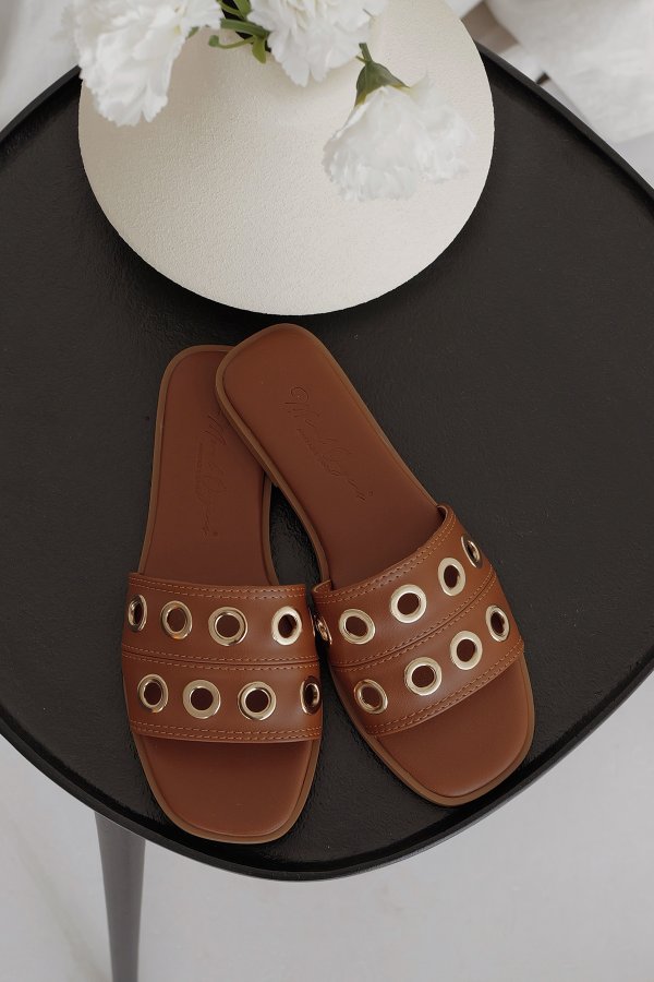 Halka Bantlı Düz Terlik