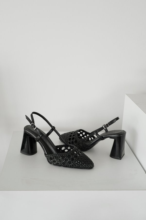 Örgülü Topuklu Ayakkabı