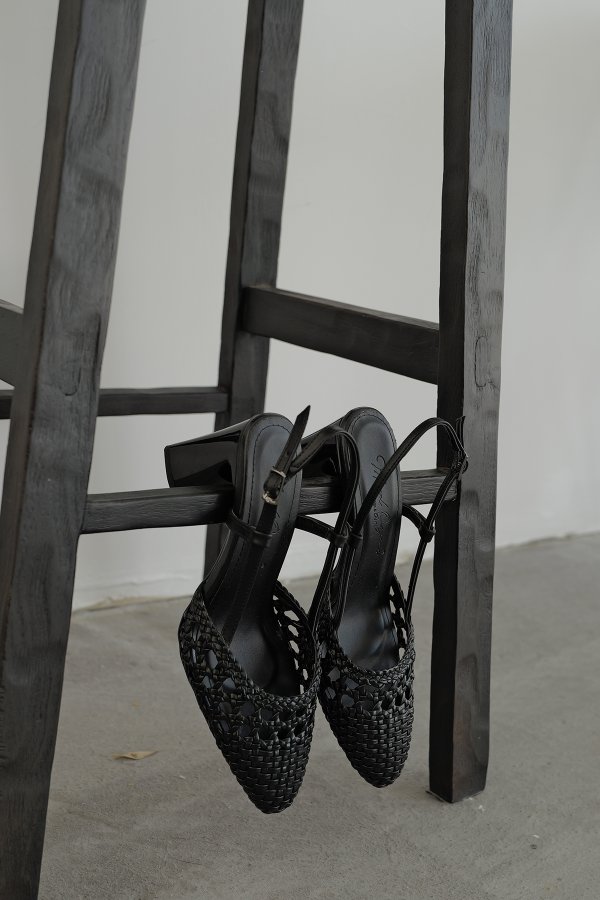 Örgülü Topuklu Ayakkabı