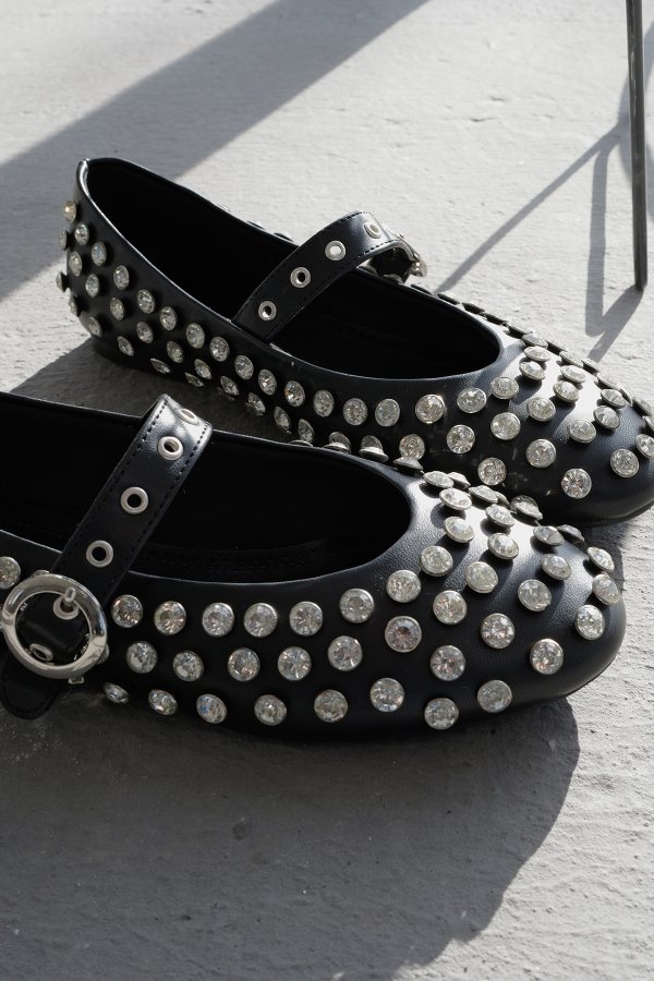 Taşlı Kemer Detaylı Babet