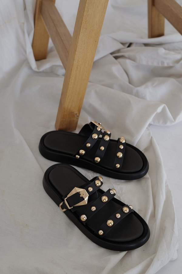 Pim Detay Düz Terlik