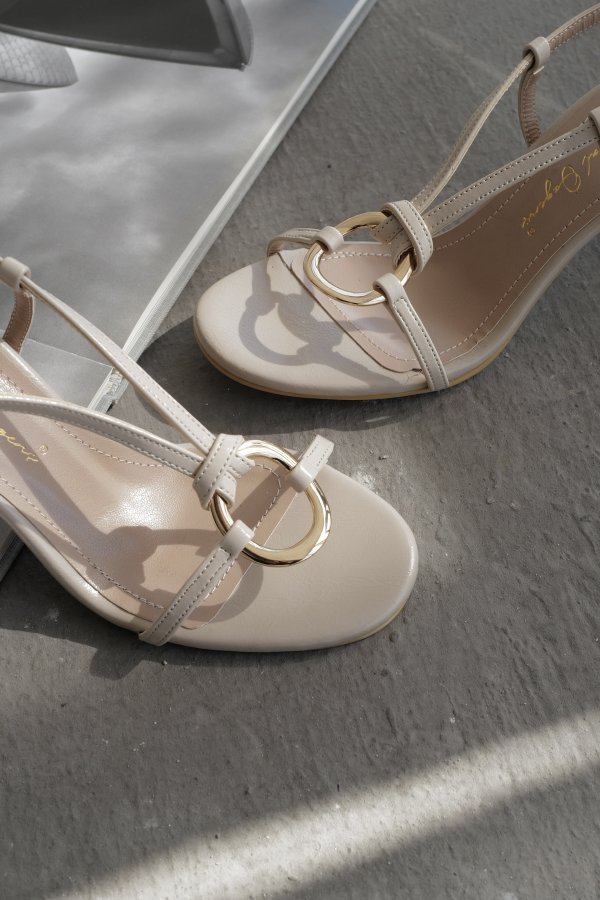 Halka Model Topuklu Ayakkabı