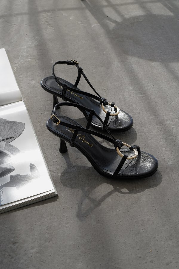 Halka Model Topuklu Ayakkabı