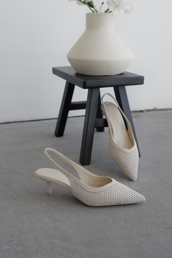 Arkası Açık Topuklu Ayakkabı