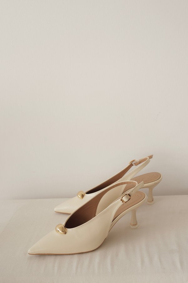 Gold Tokalı Topuklu Ayakkabı