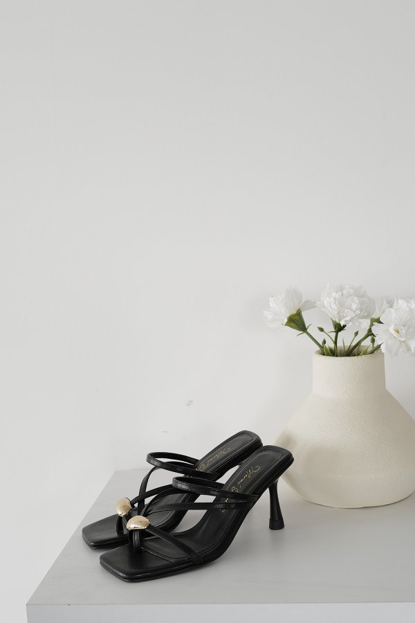 Gold Tokalı Topuklu Terlik