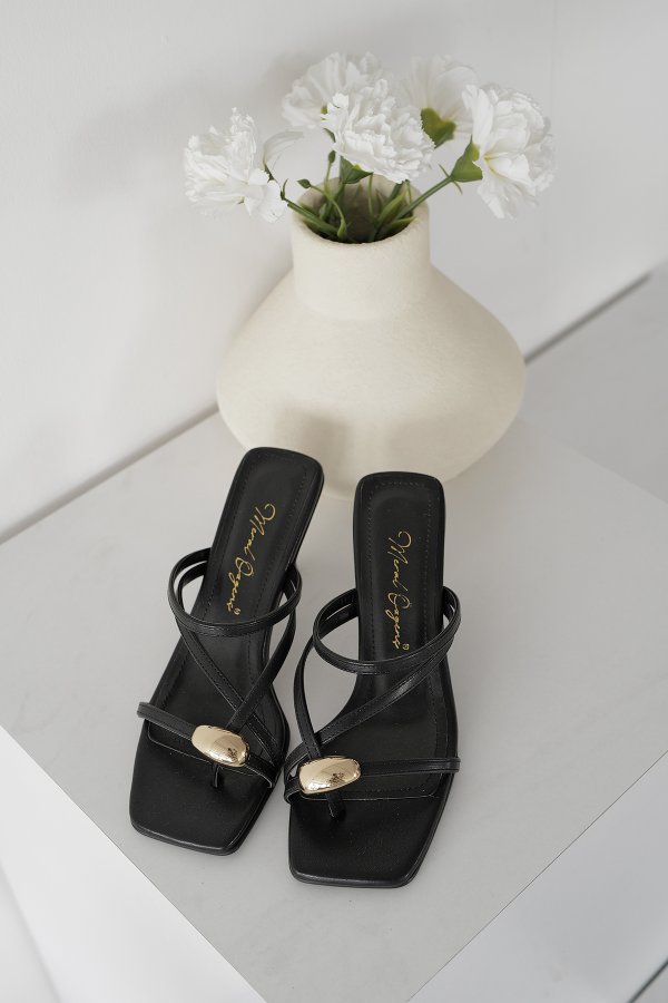 Gold Tokalı Topuklu Terlik