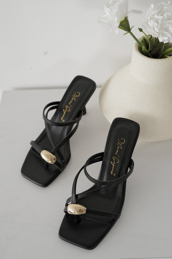 Gold Tokalı Topuklu Terlik