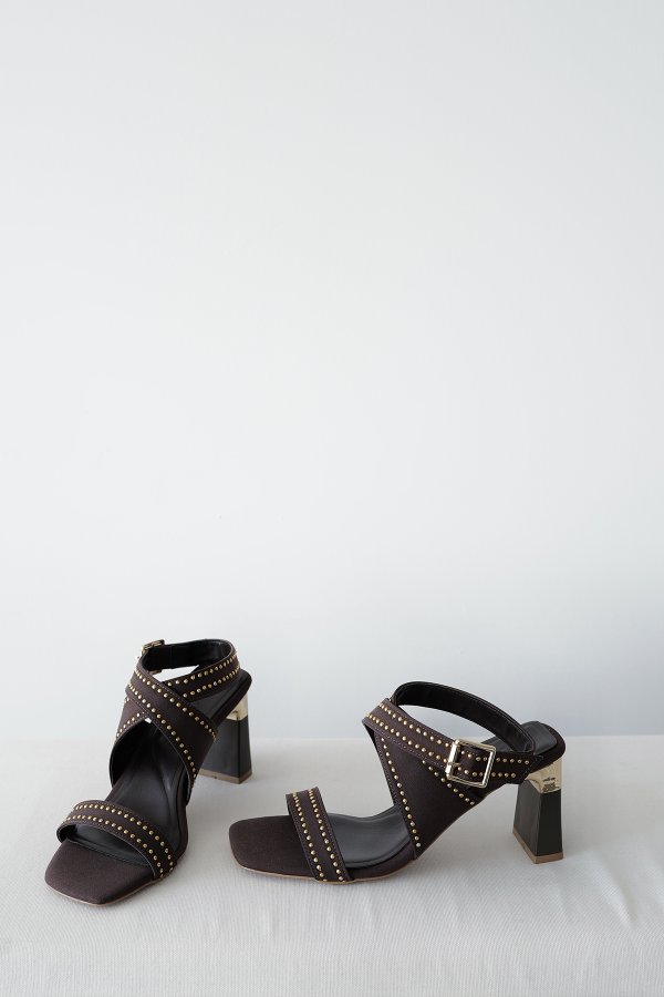 Zımbalı Topuklu Ayakkabı