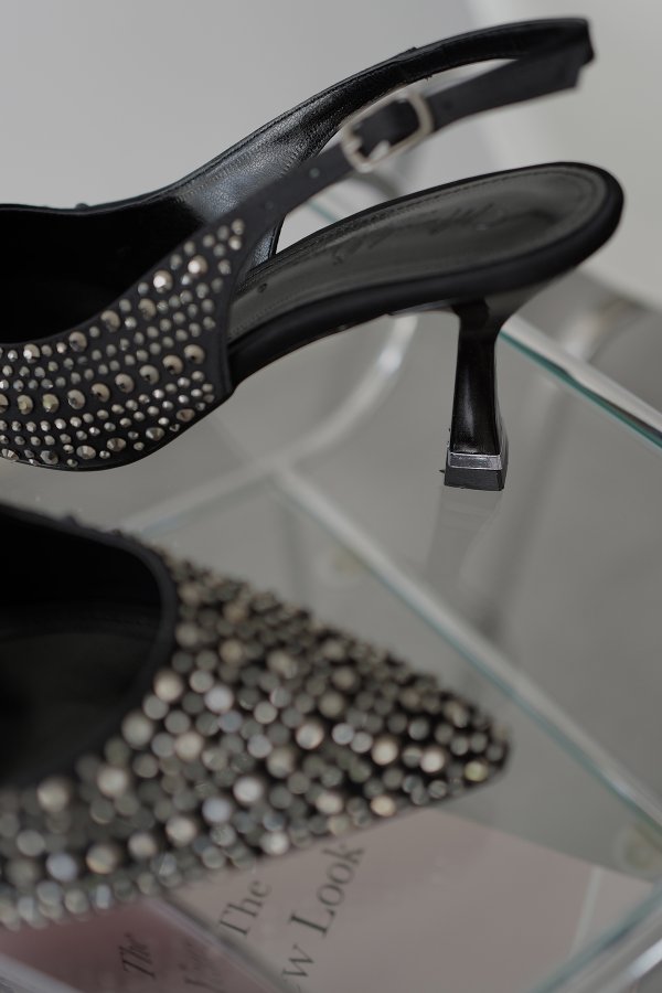 Taşlı Bilekten Bağlamalı Topuklu Ayakkabı