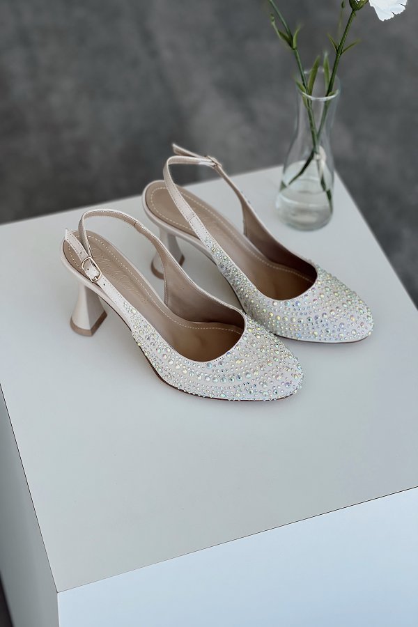 Arkası Açık Taşlı Topuklu Ayakkabı