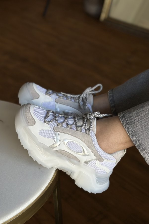 File Detaylı Sneaker