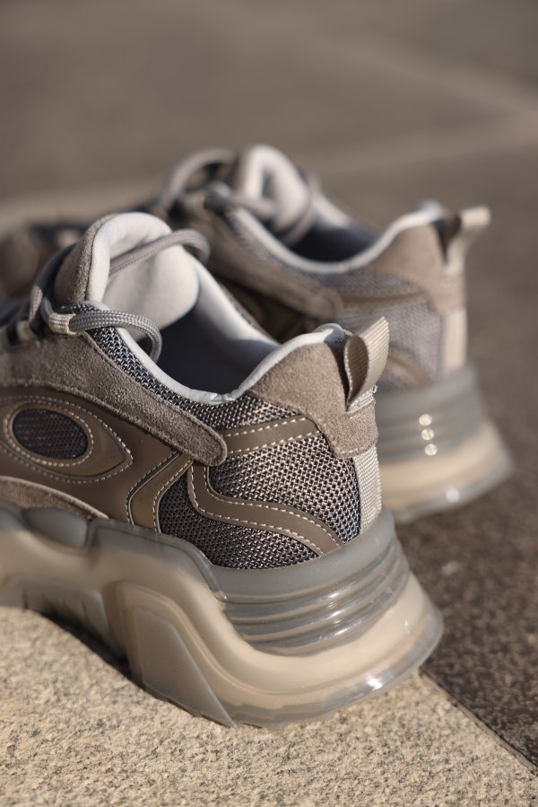 File Detaylı Sneaker