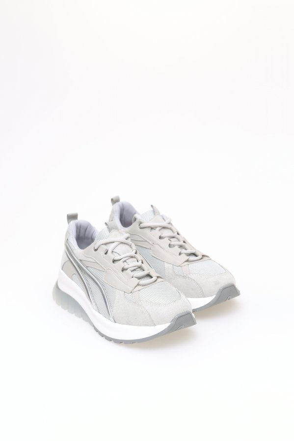 Bağcıklı Sneaker