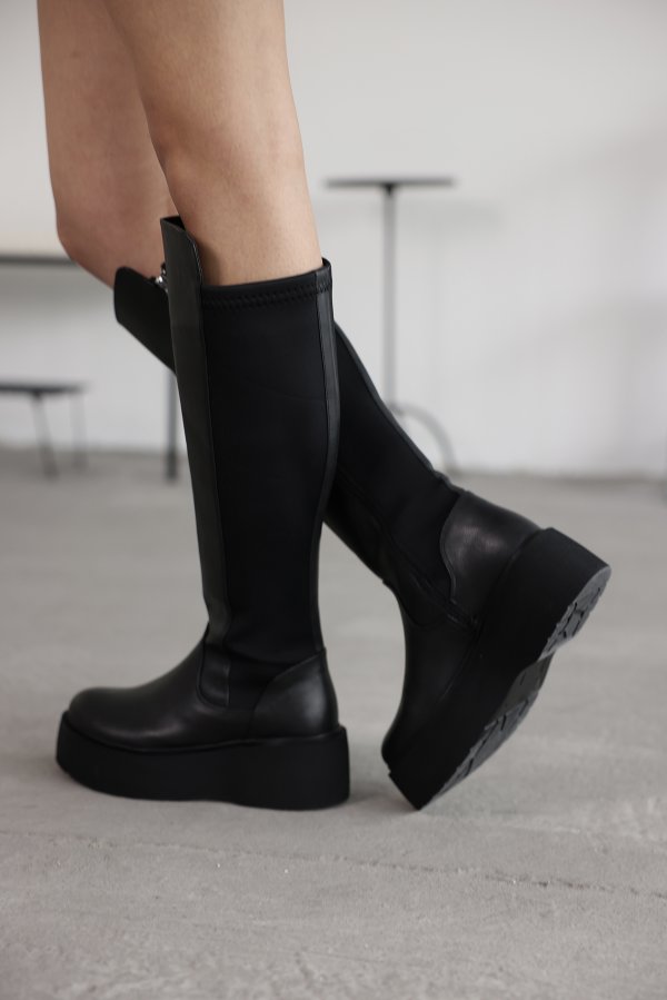 Kalın Tabanlı Çizme