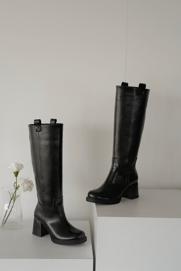 Kalın Topuk Uzun Çizme