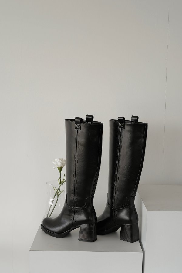 Kalın Topuk Uzun Çizme