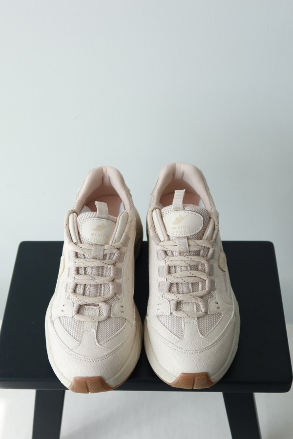 Bağcıklı Spor Ayakkabı