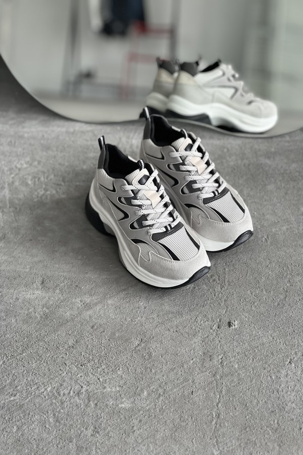 Bağcıklı Spor Ayakkabı