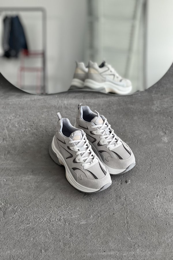 Bağcıklı Spor Ayakkabı