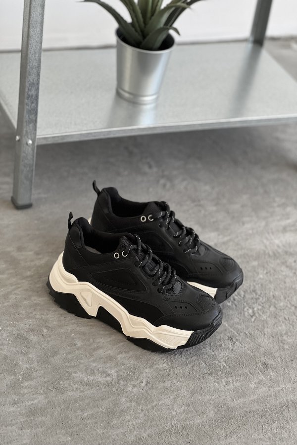 Kalın Tabanlı Sneaker