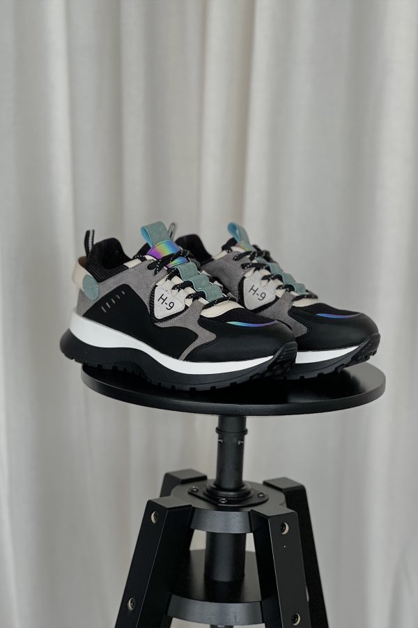 Taban Detaylı Sneaker