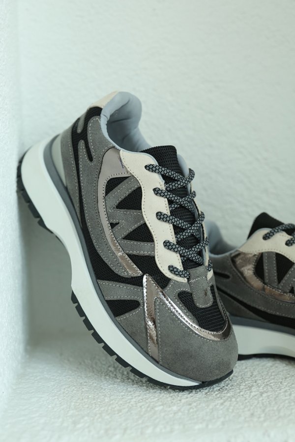 Nubuk Cilt Karışımlı Sneaker