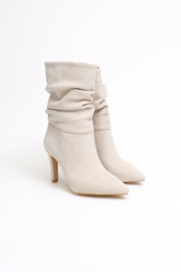 İnce Topuk Pliseli Bot