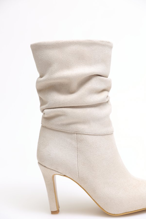 İnce Topuk Pliseli Bot