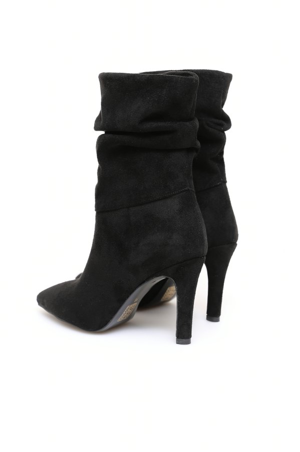 İnce Topuk Pliseli Bot