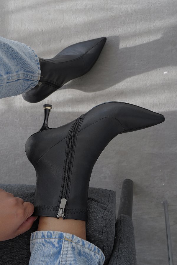 Siyah Streç Topuklu Ayakkabı