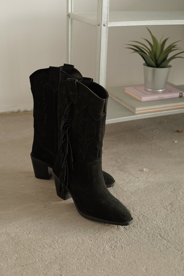 Püsküllü Hakiki Deri Çizme