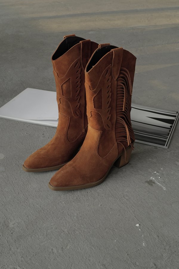 Püsküllü Hakiki Deri Çizme